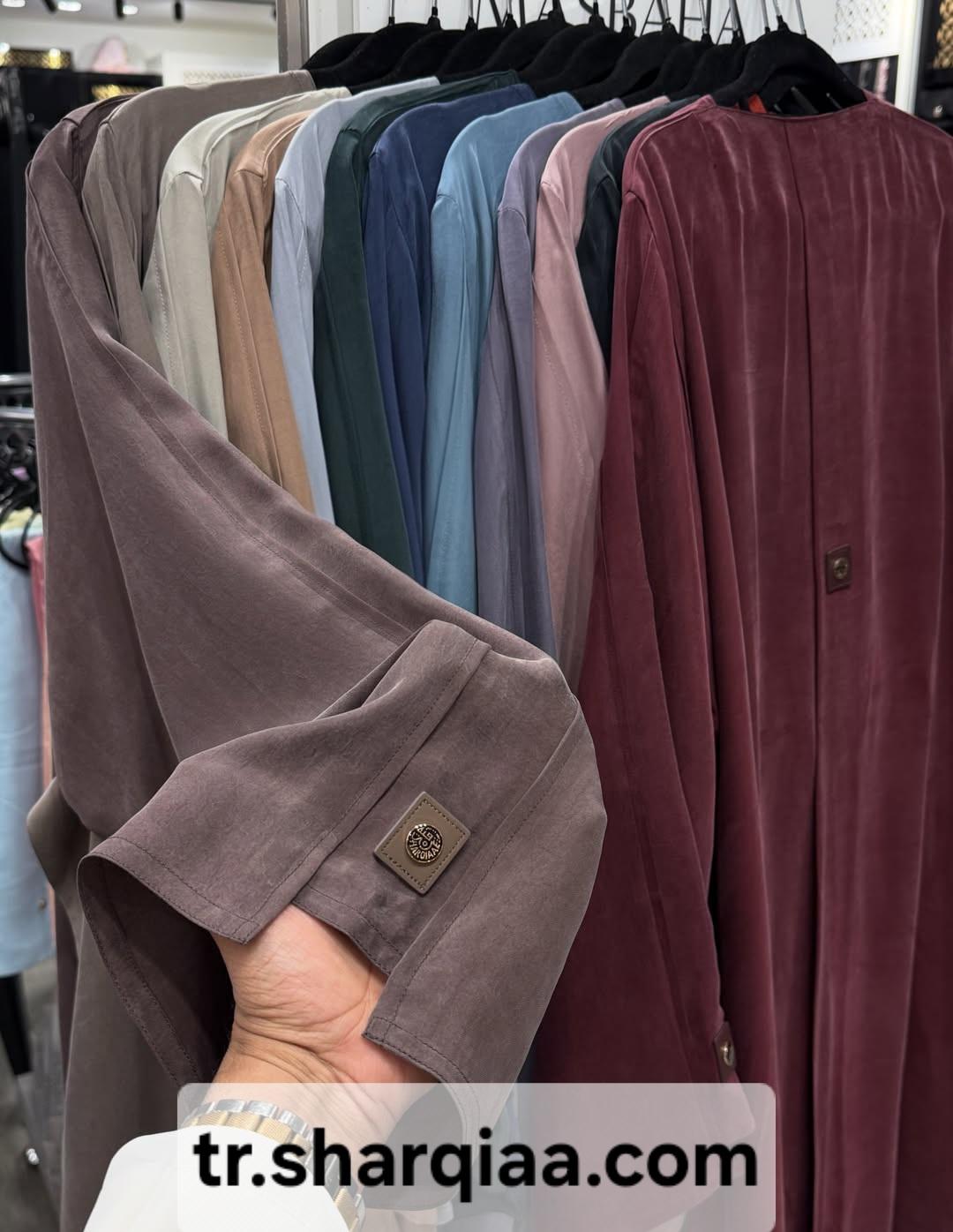 Abaya Sharqiaa Yıkanmış İpek (Kupra) Abaya – Şal Dahil Lüks Tesettür Ferace